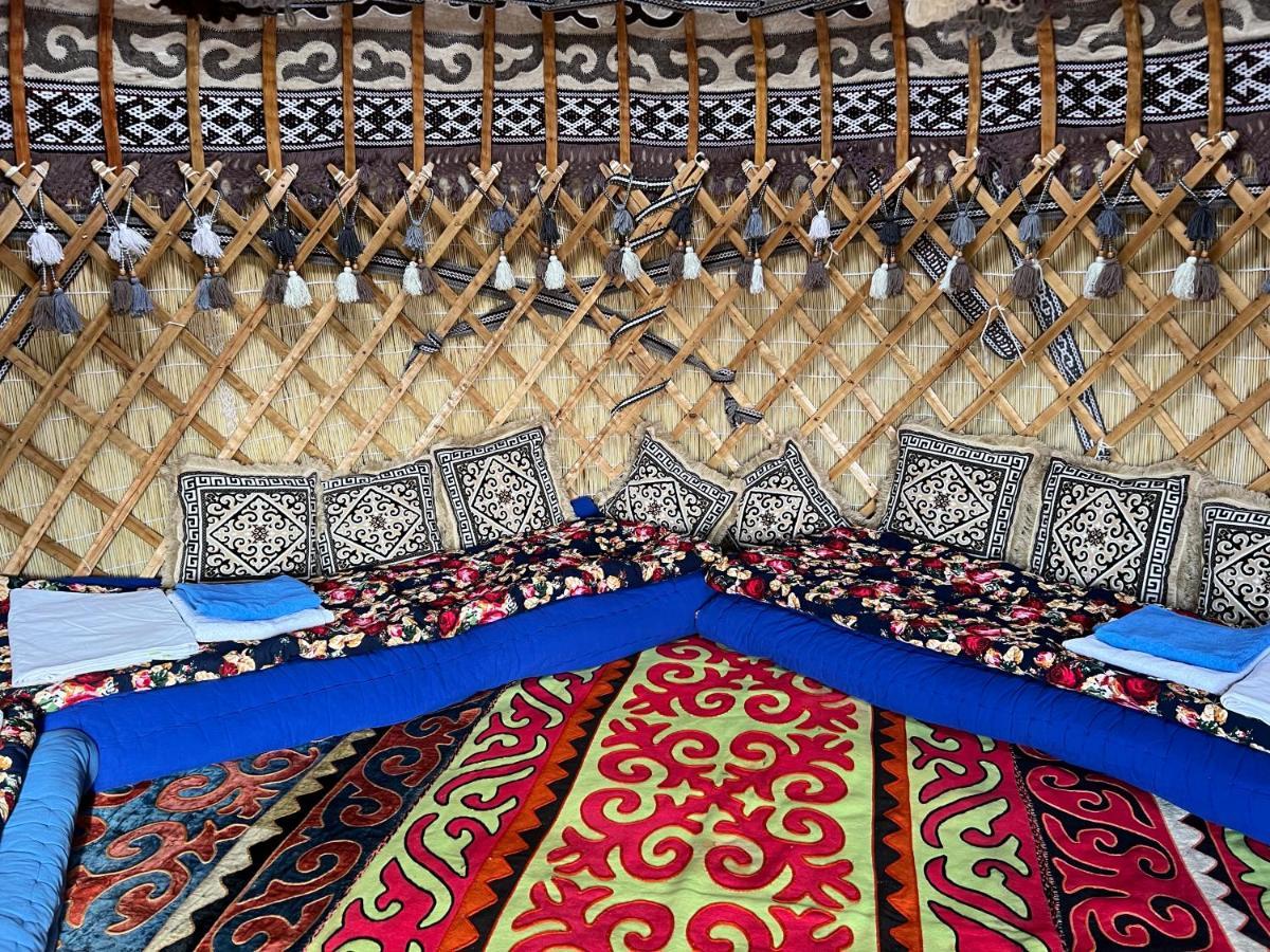Guest House And Yurt Camp "Aktan" Bokonbayevo Экстерьер фото